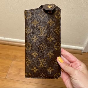 LOUIS VUITTON GLASSES CASE